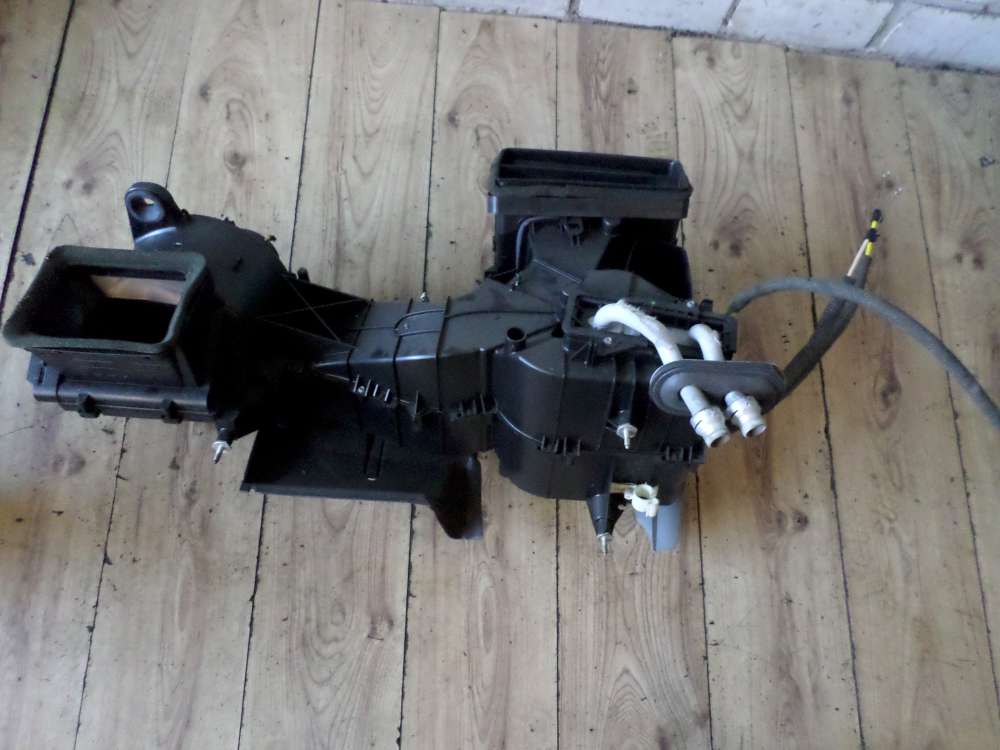 VW Golf 4 Bj.99 Heizungskasten Gebläse Lüftung Wärmetauscher 1J1819003L