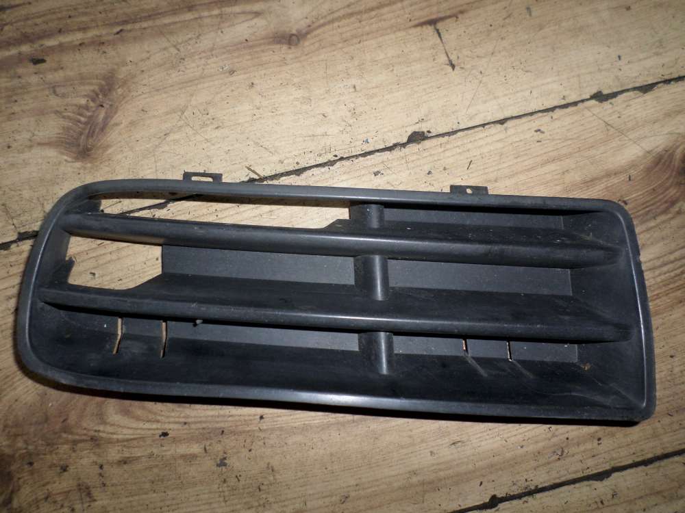 VW Golf IV Stoßstangengitter Lüftungsgitter links für Stoßstange 1J0853665B