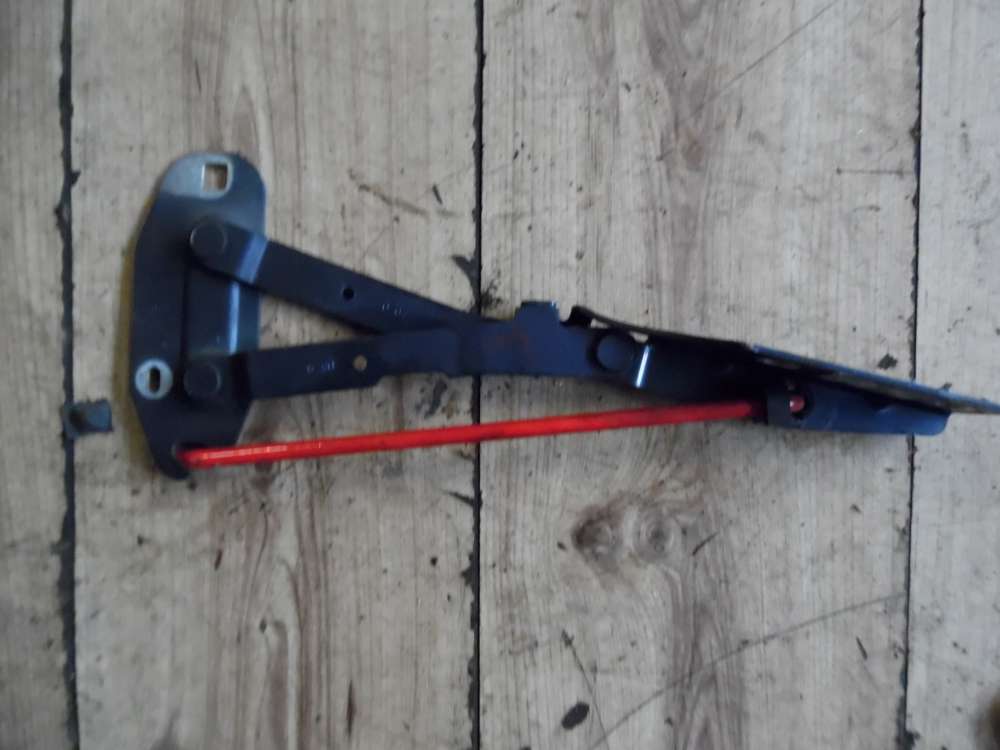 Lancia Zeta 220 Motorhaubenscharnier Schariner Vorne Links