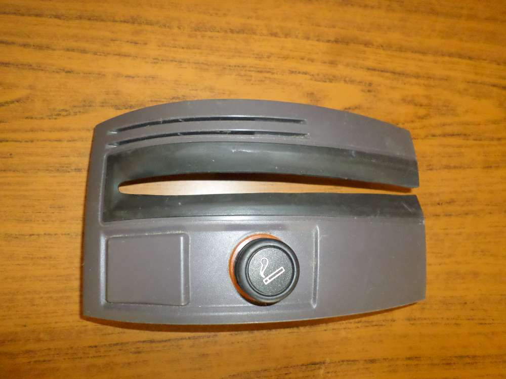 Fiat Idea Bj 2008 Original Verkleidung Mittelkonsole mit Zigarettenanzünder 226620A504