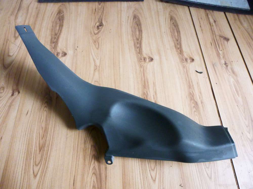 Ford Fusion Verkleidung Abdeckung hinten rechts 2N11 - N31016