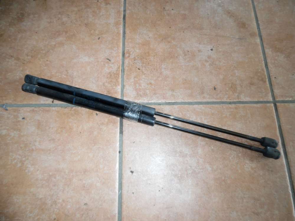 VW Golf III Heckklappedämpfer Dämpfer Gasfedern Gasdruckfedern 1H6827550A