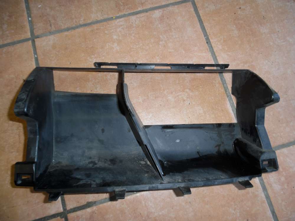 Peugeot 107 Bj 2009 Verkleidung Lufteinlassgitter Luftführung 52811-0H030