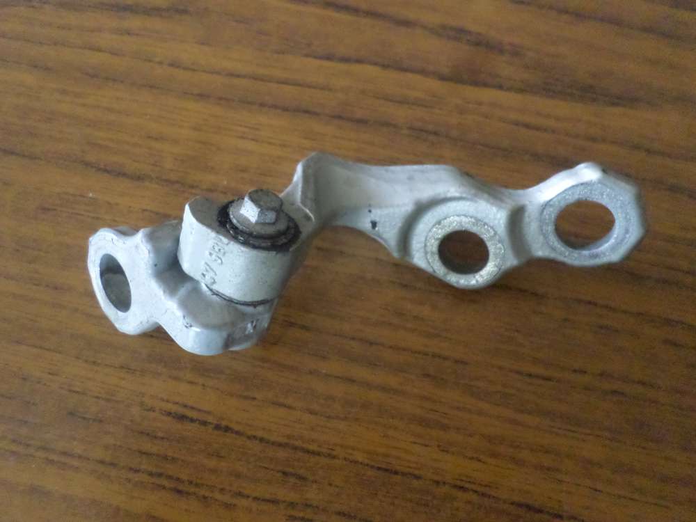 Ford Focus II Scharnier Türscharniere Vorne Links 3M51R22801AH