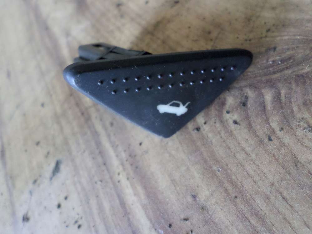 Ford Focus DA3 Bj 2006 Schalter Heckklappe Kofferraum Entriegelung 98AG19B514AC