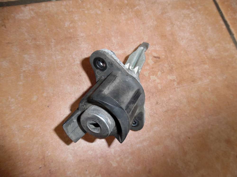 Peugeot 107 Original Heckklappenschloss N0502623