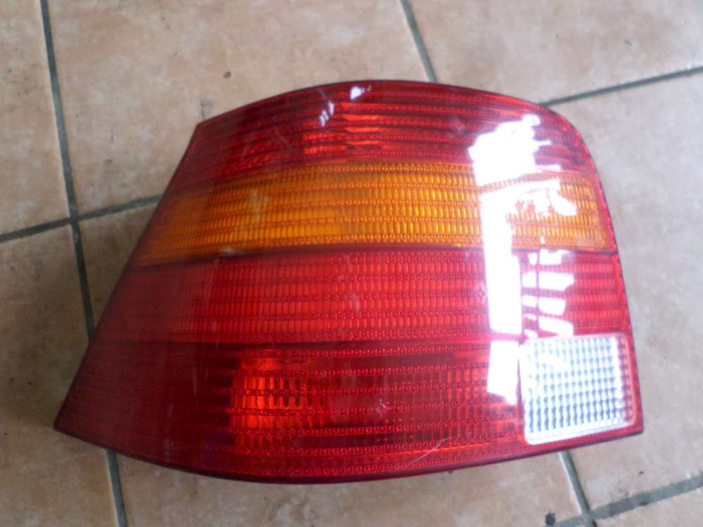 VW Golf 4 Bj 1998 Heckleuchte Rückleuchte Rücklicht Links 1J6946096