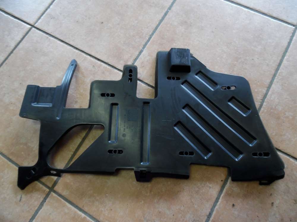 VW Golf 4 IV Fu?raum Fu?raumverkleidung Verkleidung Abdeckung 1J1863081A
