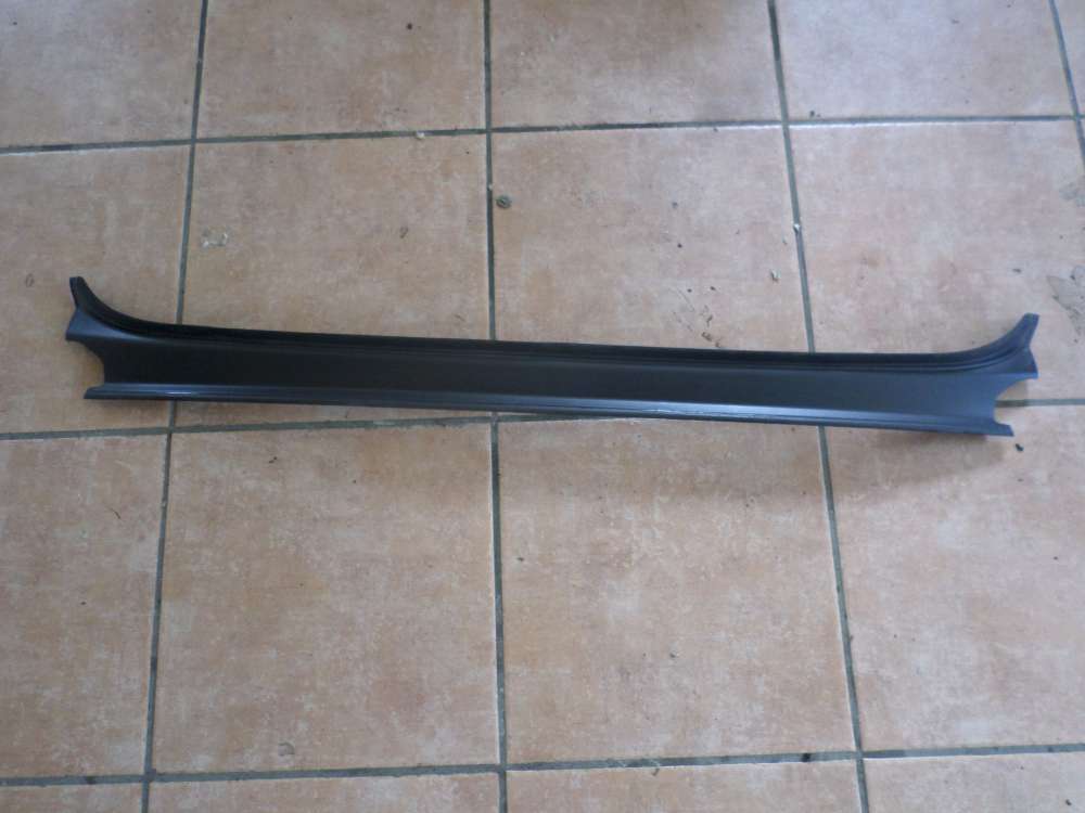 Audi A3 8P Bj 2007 Verkleidung Heckklappe Regenrinne Regenabweiser 8P3827229
