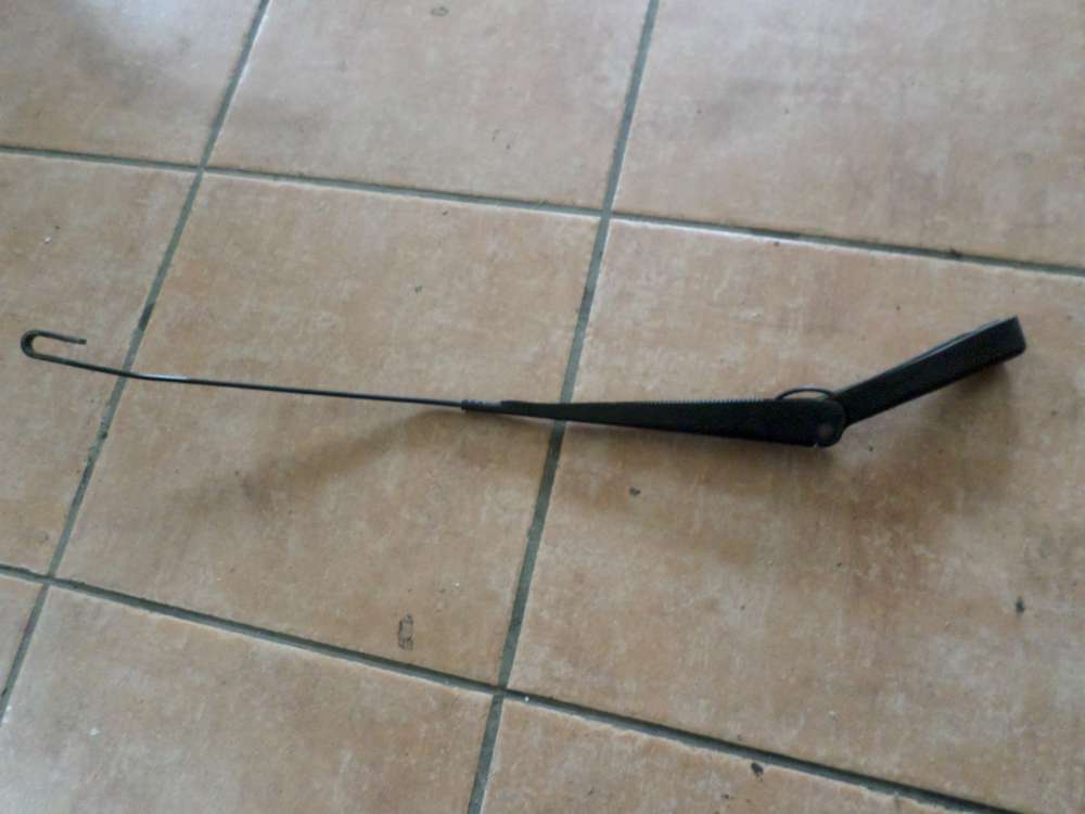 Ford Mondeo BWY Scheibenwischer Wischerarm vorne Rechts 1S7117526CB