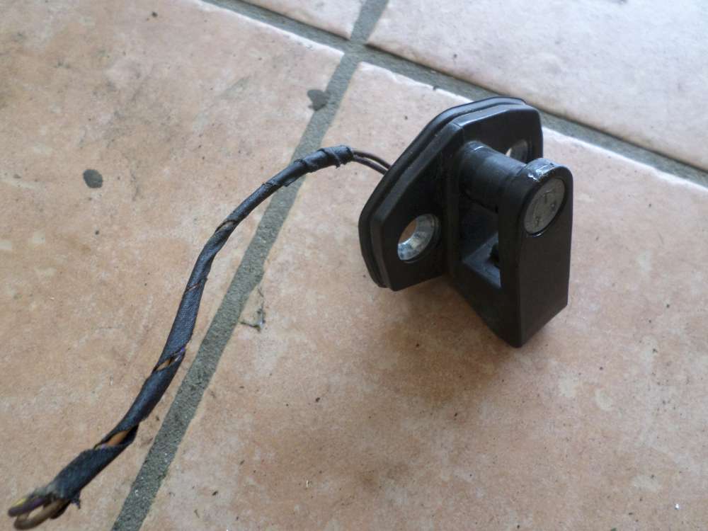 BMW E34 525TDS Schließkeil Türkontaktschalter Set Schlösser Tür 8105511