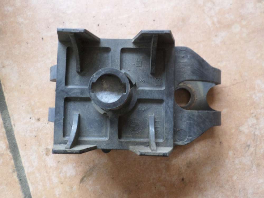 BMW E34 525TDS Original Stoßstange Halterung Halter Frontschürze Vorne 1944551