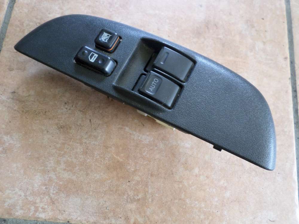 Toyota Yaris P1 Fensterheberschalter Schalter Links Vorne