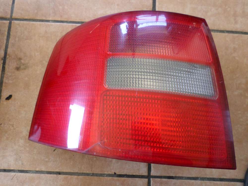 Audi A6 Bj:1998 Rückleuchte Heckleuchte Rücklicht Links 4B9945095F3FZ