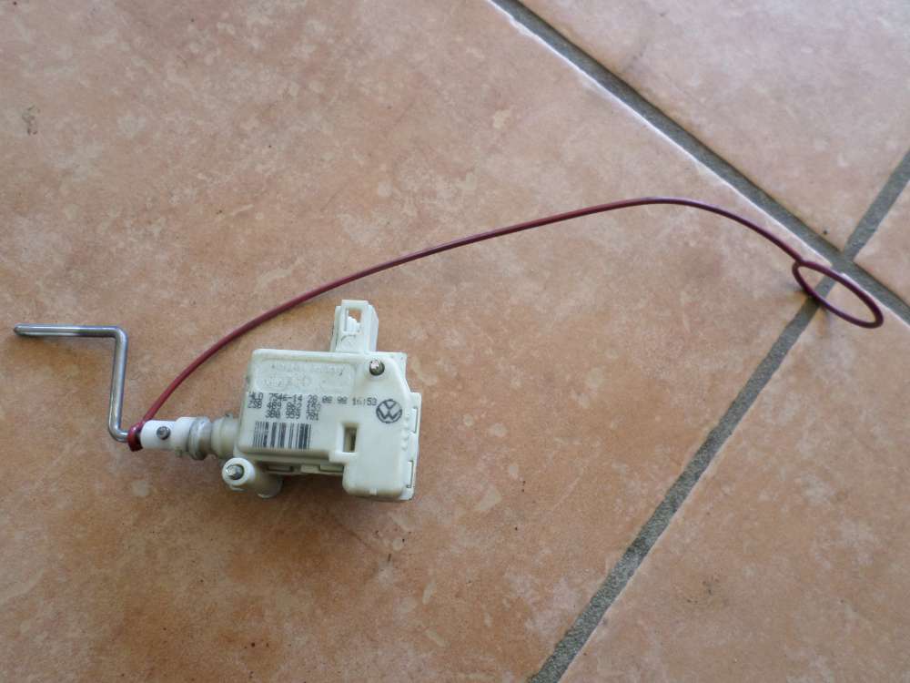 AUDI A6 Stellelement Stellmotor Tankklappe 4B9862153/3B0959781