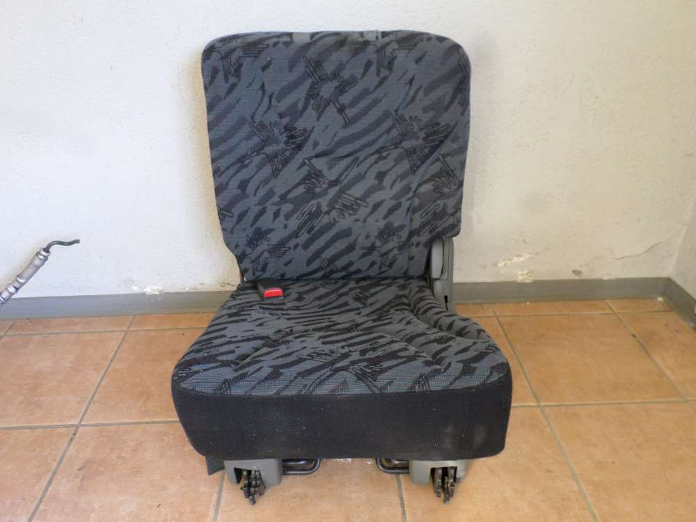mitsubishi space wagon Sitz Mitte Links