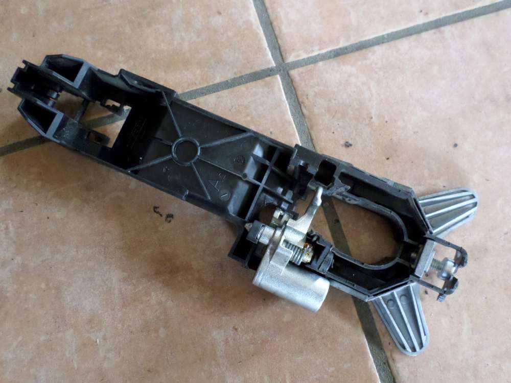 Nissan Note original Träger Türaußengriff ausgegriff vorne links 242273
