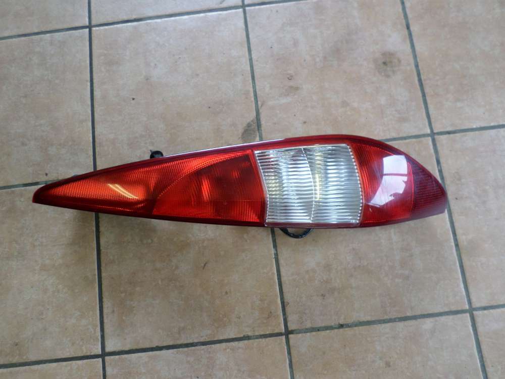 Ford Mondeo 3 III Rückleuchte Rücklicht hinten rechts 1S71-13404-C
