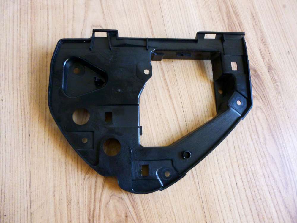 Audi Armaturenbrett Rahmen rechts 8L0858388A