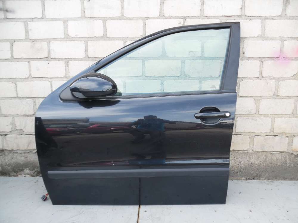 Seat Leon 1M Bj:2003 Fahrertür Vorne links 5-Türig Schwarz Farbcode LC9Z