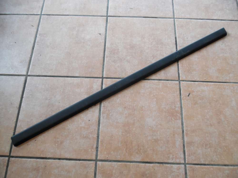 Seat leon 1M Bj 2003 Zierleiste Türleiste Leiste Vorne Rechts 1M0853516