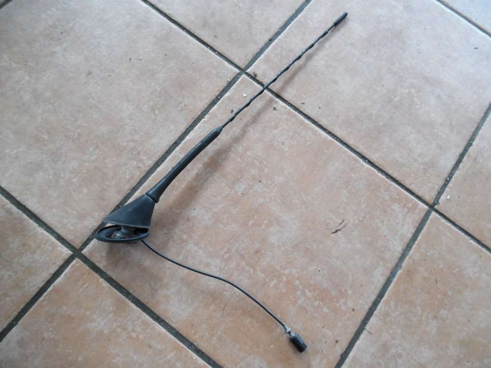 Seat leon 1M Bj 2003 Antenne Dachantenne Antennenfuss 1M0035505C