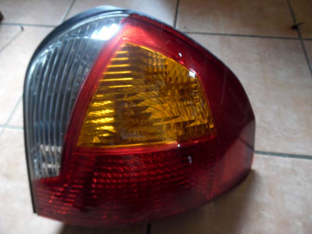 Hyundai Santa Fe Rückleuchte Heckleuchte Rechts