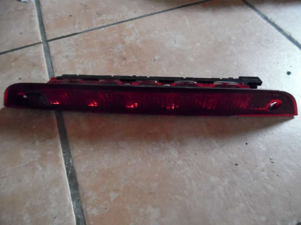 Ford Focus I Heckklappe Bremsleuchte Bremslicht XS4X-13A615AB