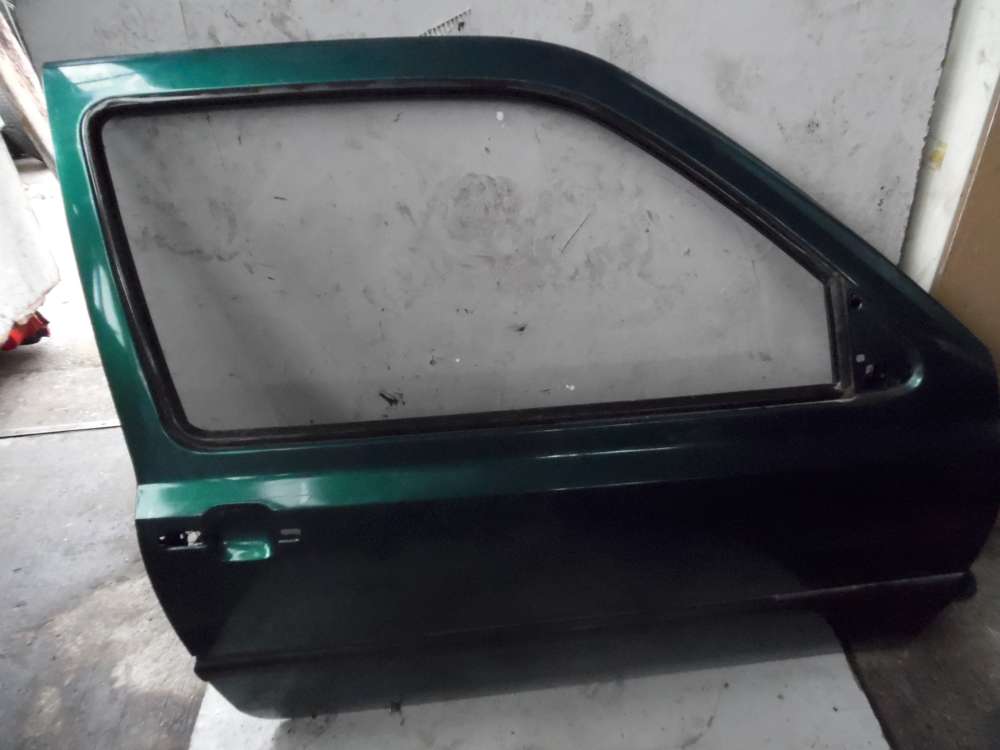 VW Golf III 3-Türen Tür Vorne Rechts Grün : LC6V