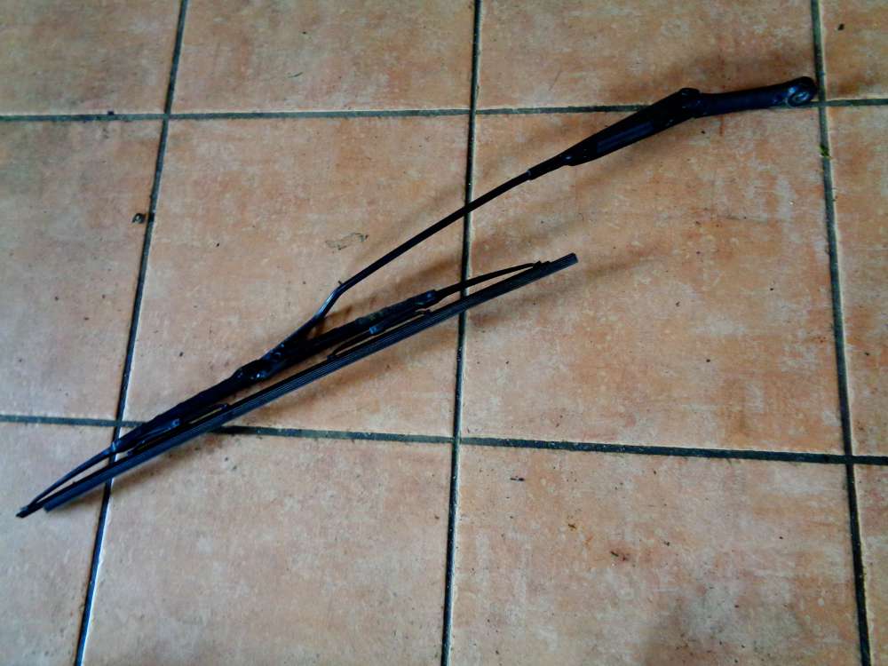 Audi A4 Bj:1998 Wischerarm Arm Wischer Vorne Rechts 8D1955408A