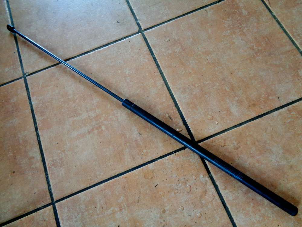 Mercedes Benz W201 190 Motorhaubendämpfer Gasdruckdämpfer 0009803764