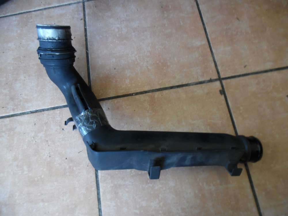 VW Golf 4 Ladeluftkühler Druckschlauch