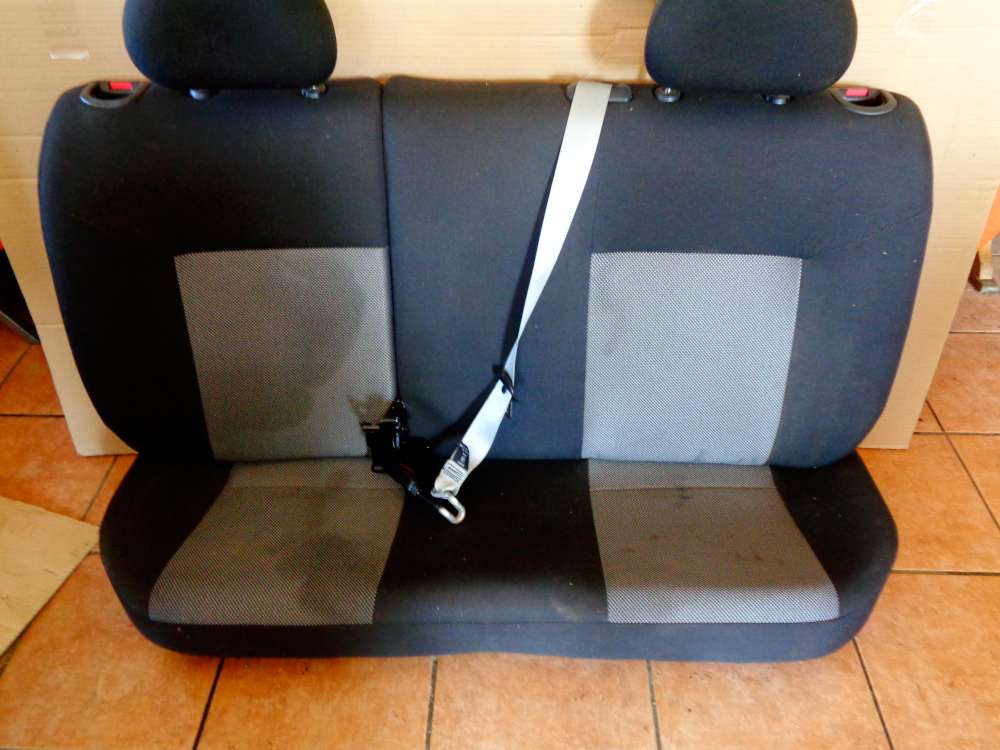 Opel Corsa C 3-Türer Sitze Rücksitzbank Rücksitz Stoff Grau