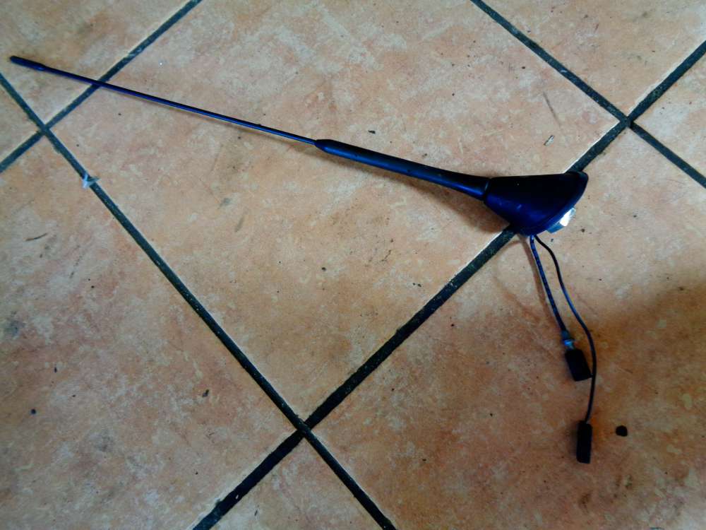 Seat Arosa 6H Bj:2000 Antenne