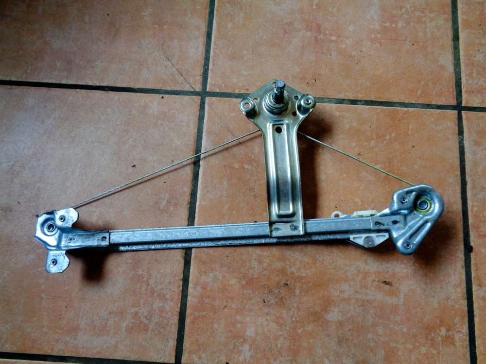 Opel Corsa C Bj 2004 5 Türer mechanischer Fensterheber Hinten Links 09114705