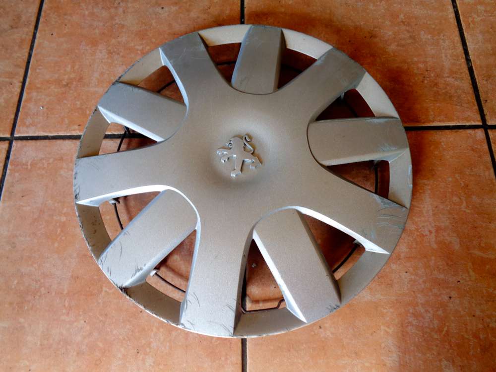 Peugeot 107 Bj:2008 14 Zoll Radkappe Radzierblende