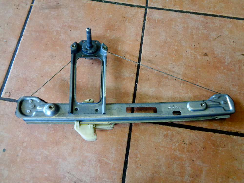 Ford Focus DNW Kombi Bj 2000 Fensterheber mechanisch Hinten Rechts