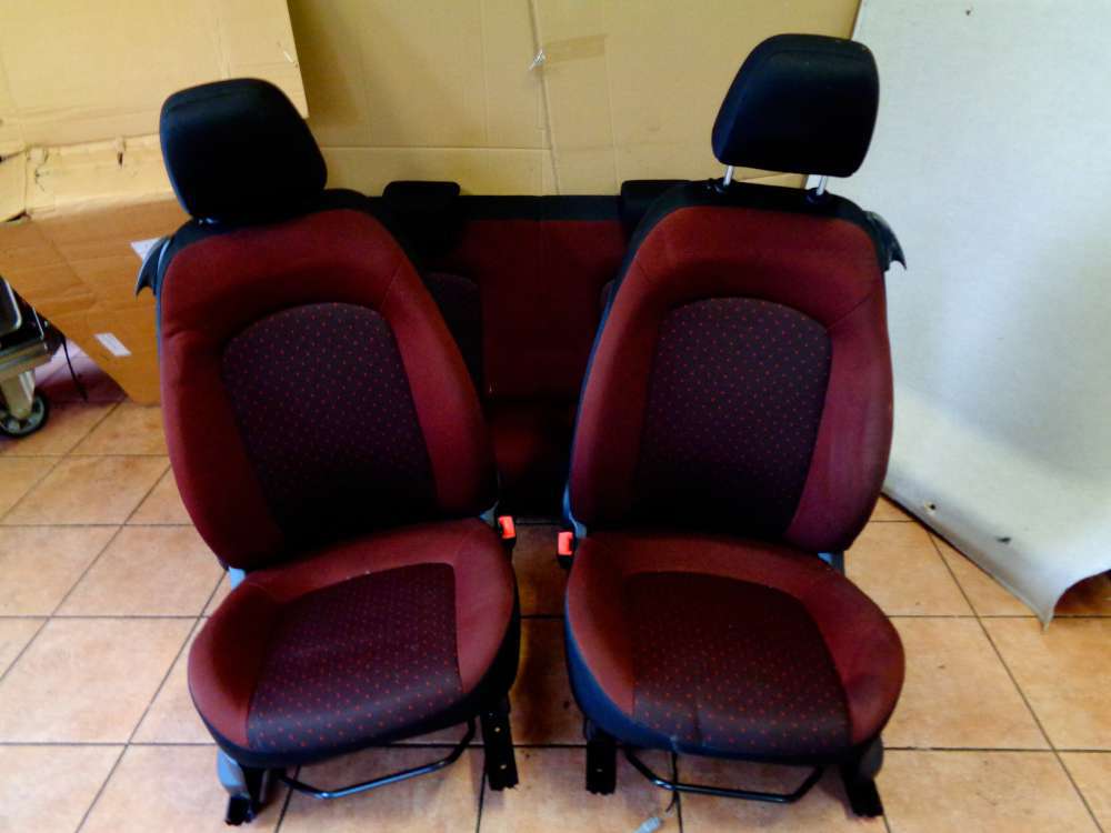 Fiat Punto 199 Bj:08 3 T?rer Sitze R?cksitzbank Vorne Rechts Stoff schwarz / Rot