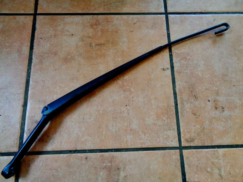 Audi A6 4B Bj:1998 Wischerarm Arm Wischer Vorne Rechts 4B1955408A