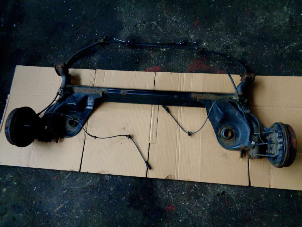 Toyota Aygo 1,0GPL Citroën C1 Peugeot 107 Bj:2009 Hinterachse Achsträger Hinten mit ABS