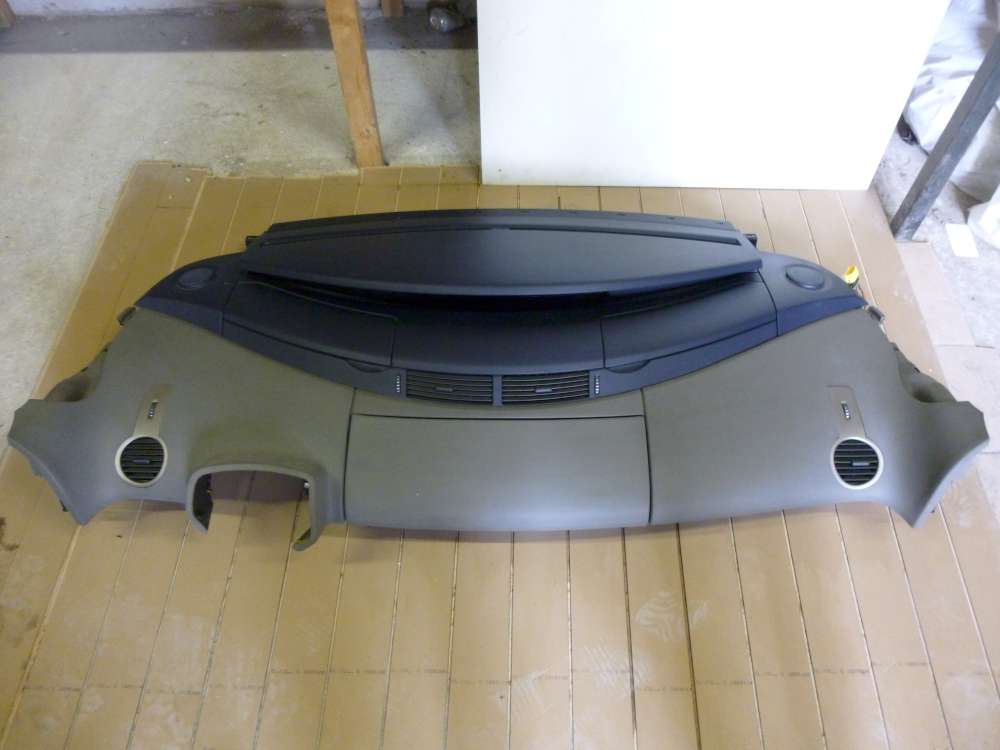 Renault Espace IV Armaturenbrett 8200646735