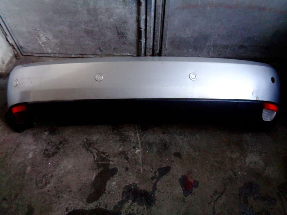 Ford Focus Limousine 5 Türer Bj:2002 Stoßstange Hinten YS41-17906 Farbe: Grau