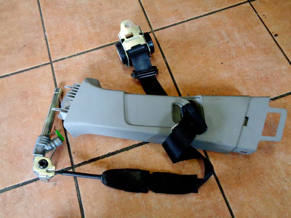 Opel Corsa D Bj:08 Gurt Sicherheitsgurt Gurtstraffer S?ulen Verkleidung Vorne Links 13225280