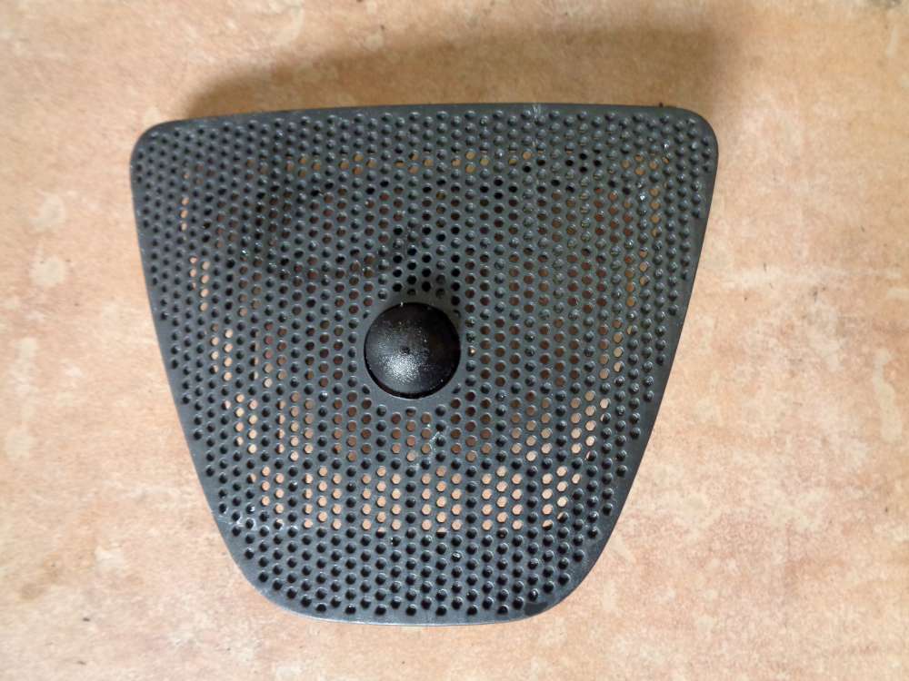 Opel Corsa D Bj:08 Abdeckung f?r Lautsprecher Armaturenbrett 13205175