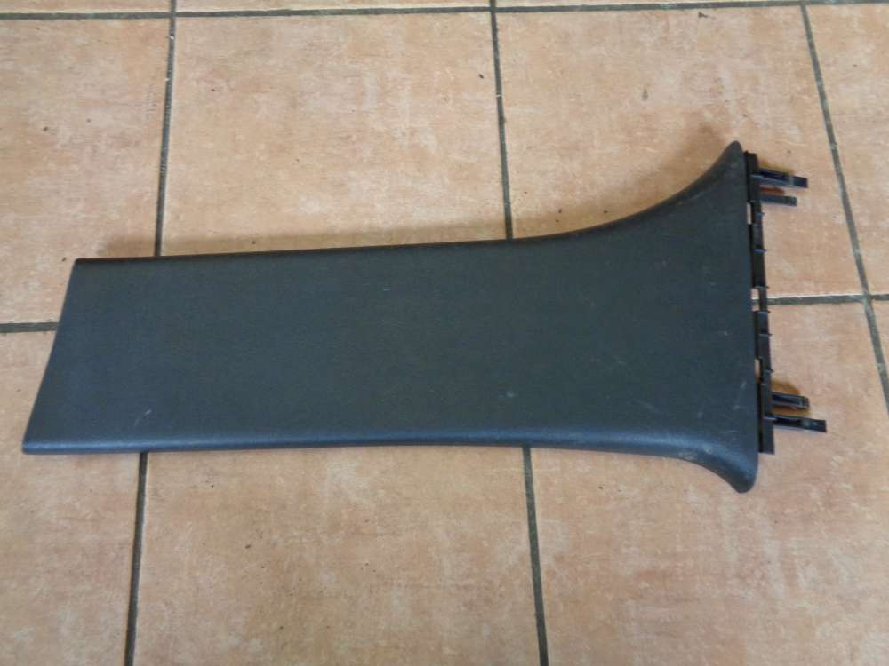 VW Passat 3B Bj:1997 B-S?ule Verkleidung Links Unten 3B0867297