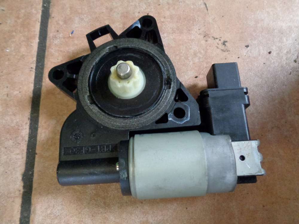 Mazda 2 DY Bj 2004 elektrischer Fensterhebermotor Vorne Links G22C5958X