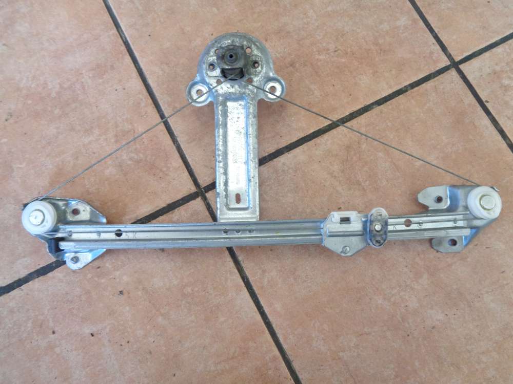Opel Astra H Kombi Bj:2008 Fensterheber mechanisch Hinten Rechts GM 13100421 LH