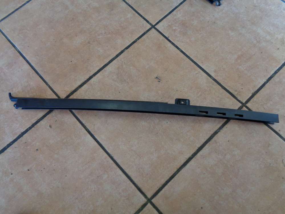 Opel Astra H Kombi Bj:2008 Führungsschiene Schiene Hinten Links 24468493
