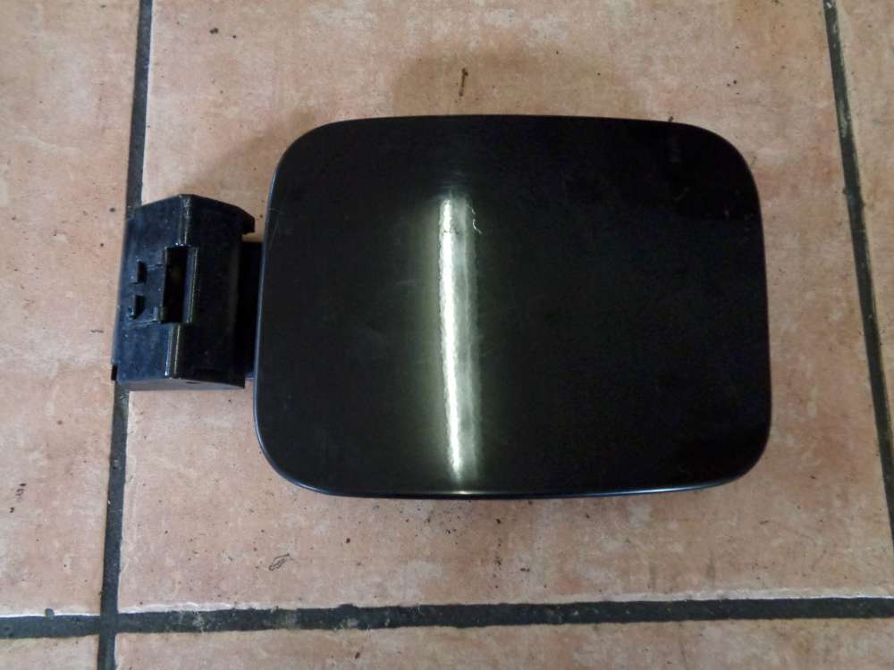 KIA Carens II Tankdeckel Tankklappe Schwarz : EB