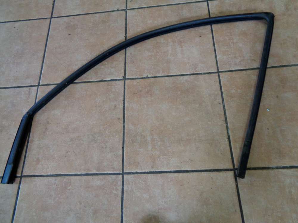 VW Golf 4 Fensterdichtung Dichtung T?r Vorne Rechts